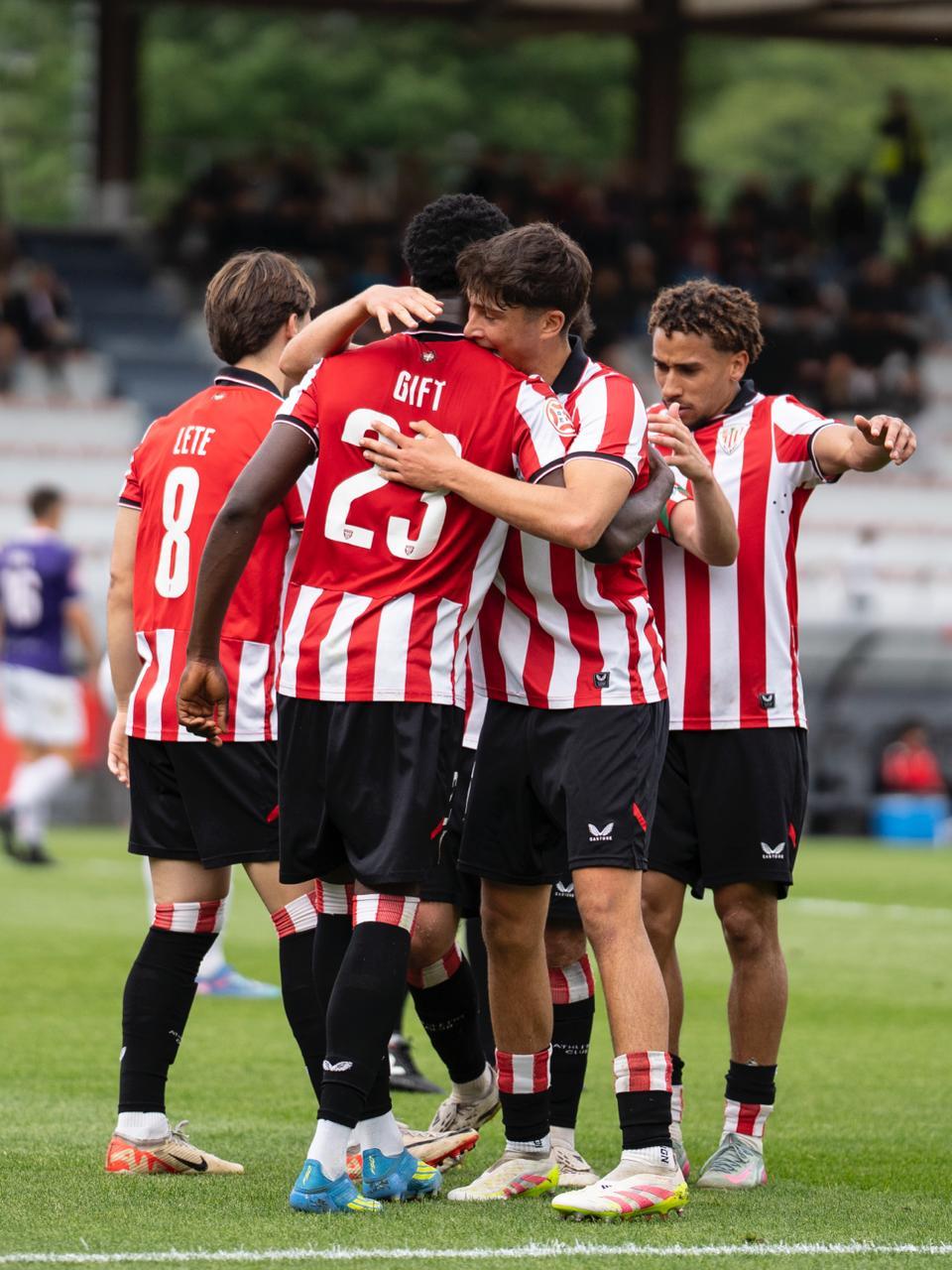 Bilbao Athletic-Deportivo Guadalajara (Primera Federación, J37)